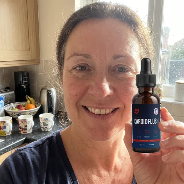 Margaret T. with CardioFlush bottle